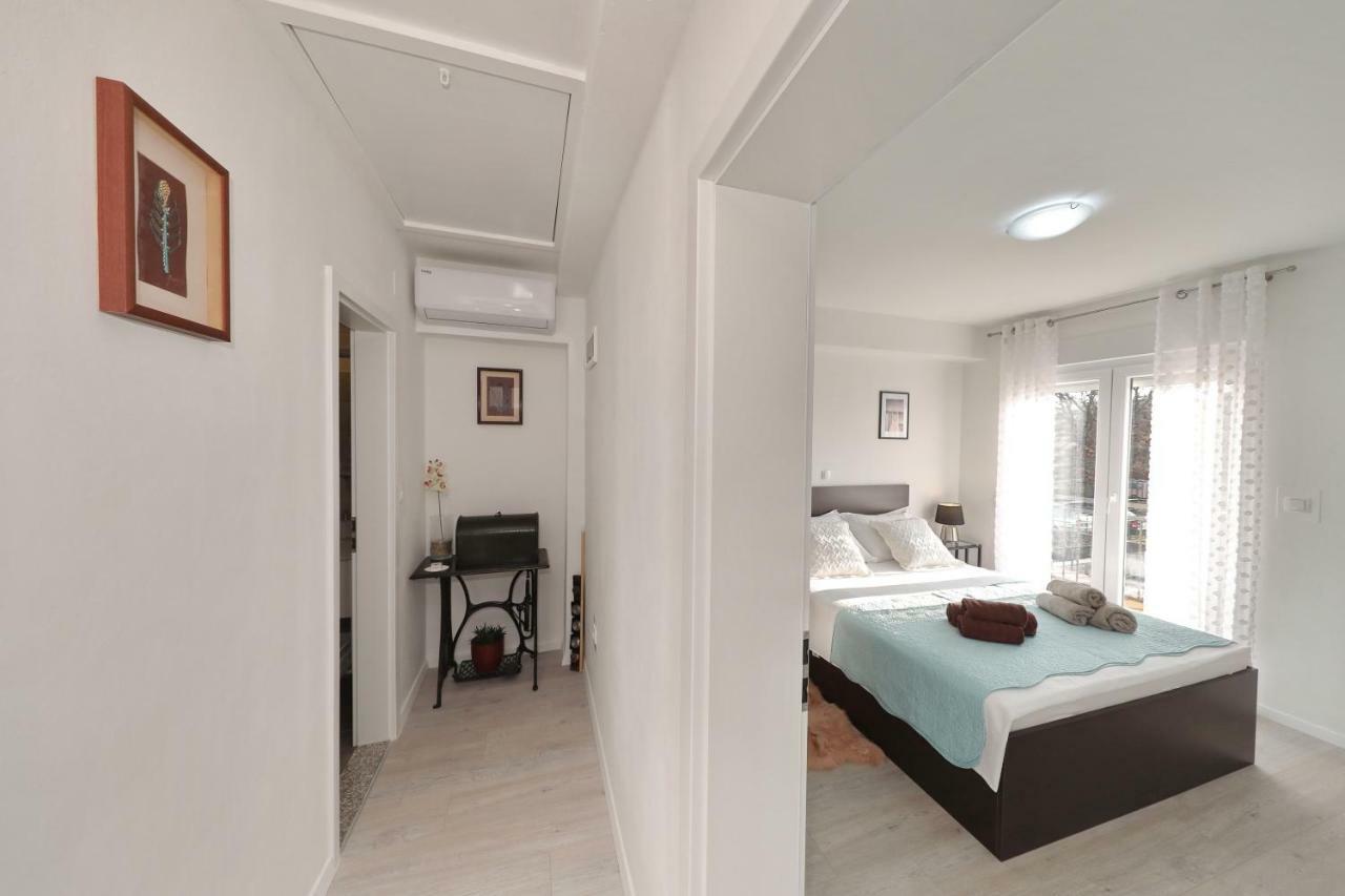 Holiday Home Hrast Debeljak Экстерьер фото